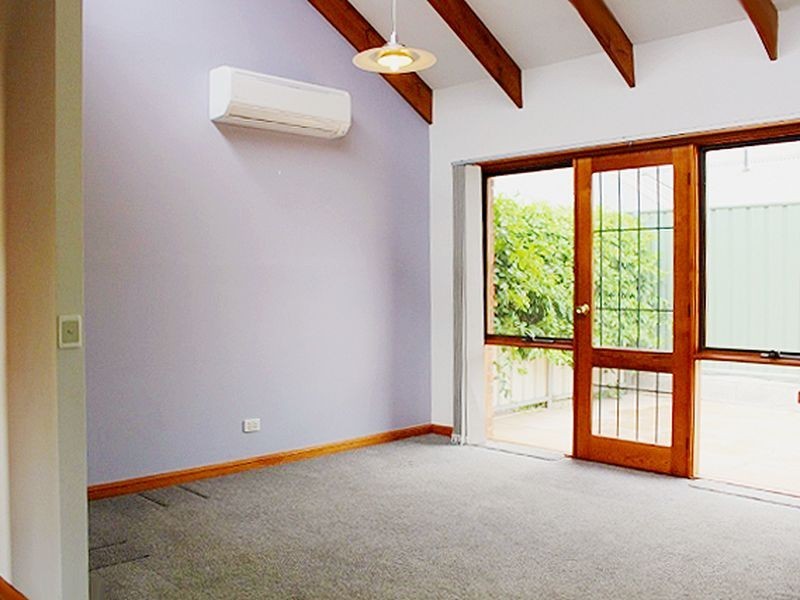 2/19 Bungendore Road, Queanbeyan NSW 2620