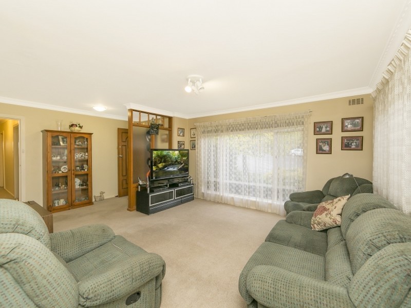 12 Leck Street, Queanbeyan NSW 2620