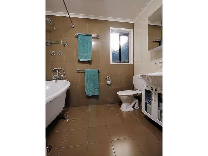 15/11 Donald Road, Queanbeyan NSW 2620
