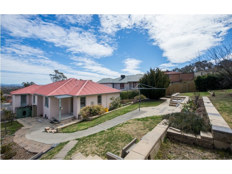 4 Hybon Avenue, Queanbeyan NSW 2620