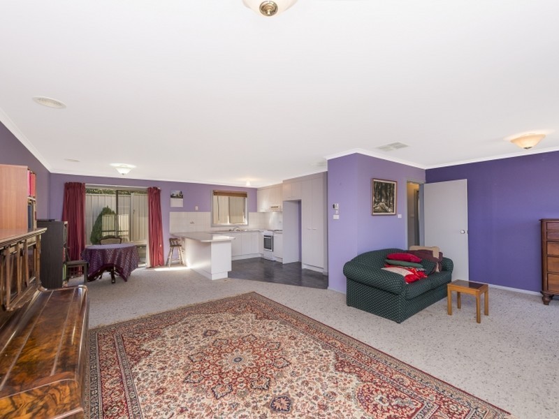 1/26 Mowatt Street, Queanbeyan NSW 2620