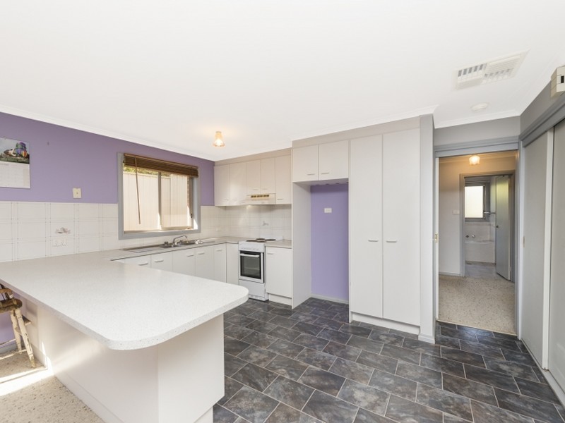 1/26 Mowatt Street, Queanbeyan NSW 2620
