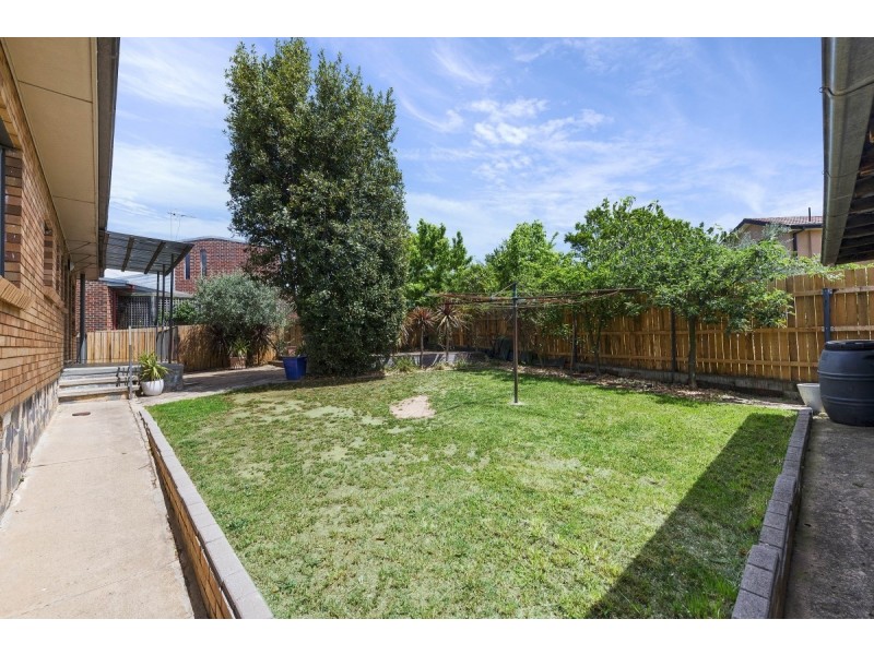 42 Thorpe Avenue, Queanbeyan NSW 2620