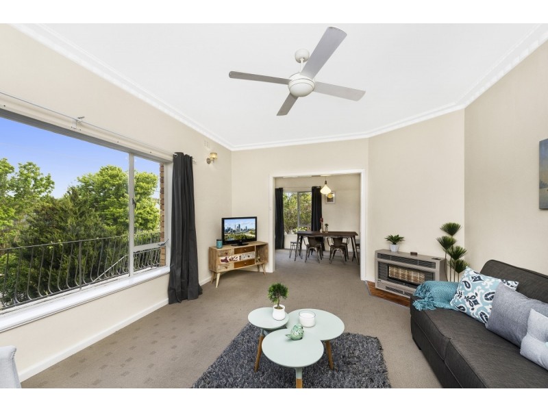 42 Thorpe Avenue, Queanbeyan NSW 2620