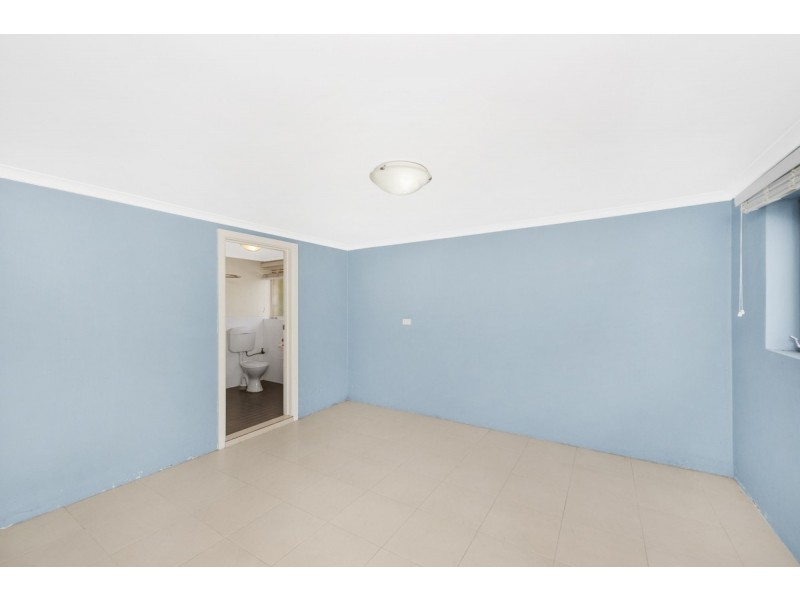 42 Thorpe Avenue, Queanbeyan NSW 2620