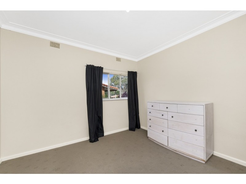 42 Thorpe Avenue, Queanbeyan NSW 2620