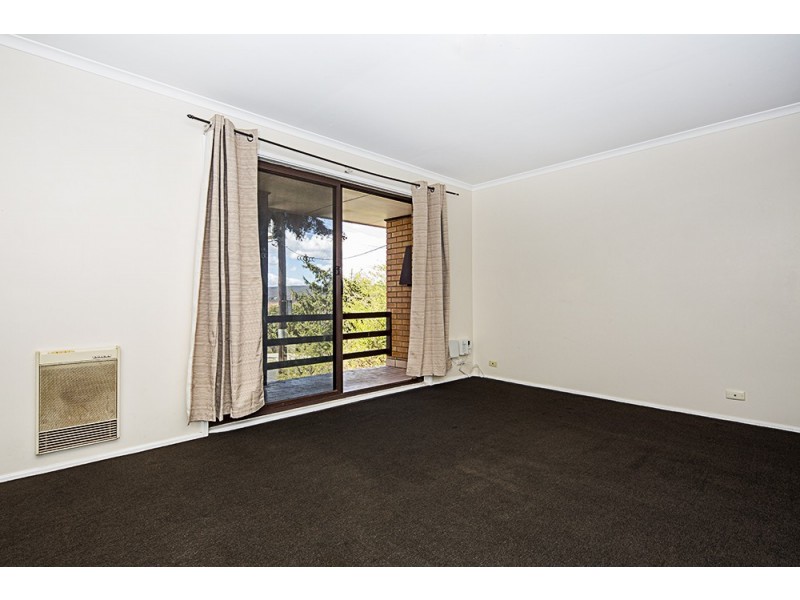 54 Sassafras Crescent, Queanbeyan NSW 2620