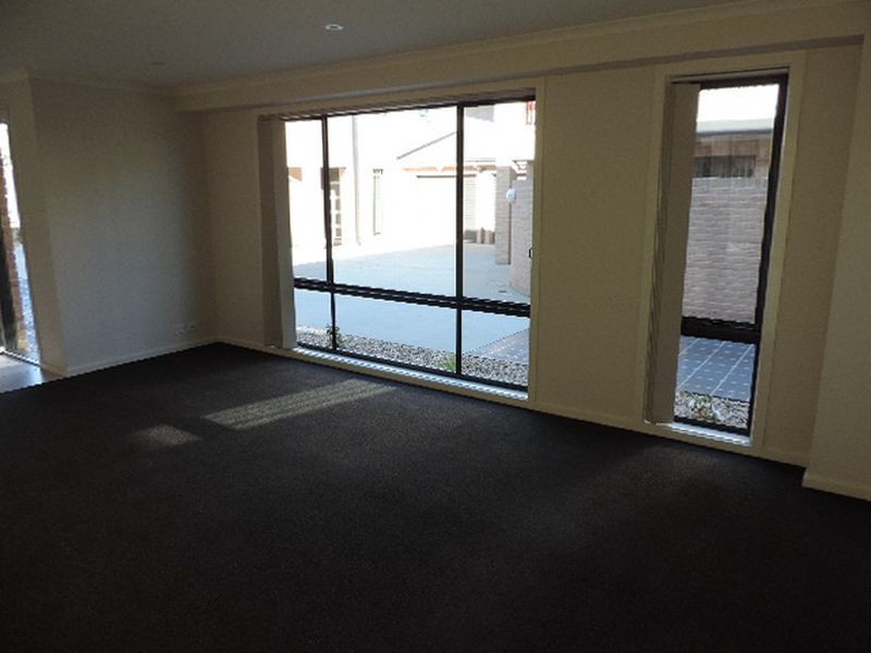 7/30-32 Buttle Street, Queanbeyan NSW 2620