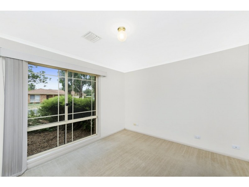 31 Franklin Court, Jerrabomberra NSW 2619