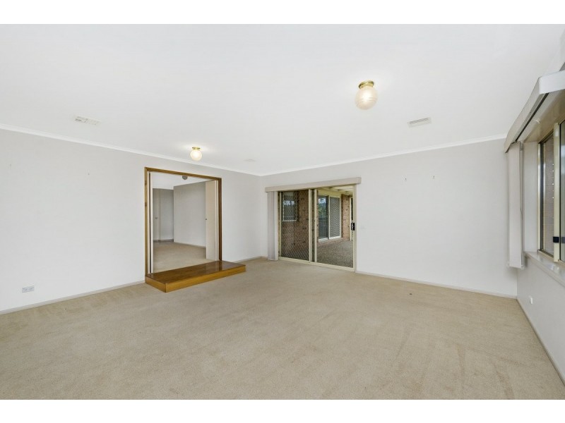 31 Franklin Court, Jerrabomberra NSW 2619