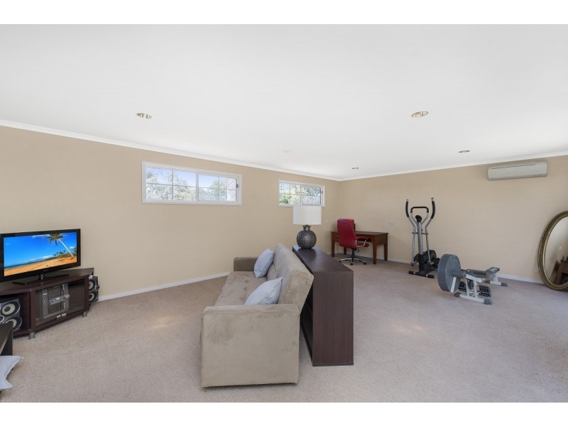 6 Johnson Place, Queanbeyan NSW 2620