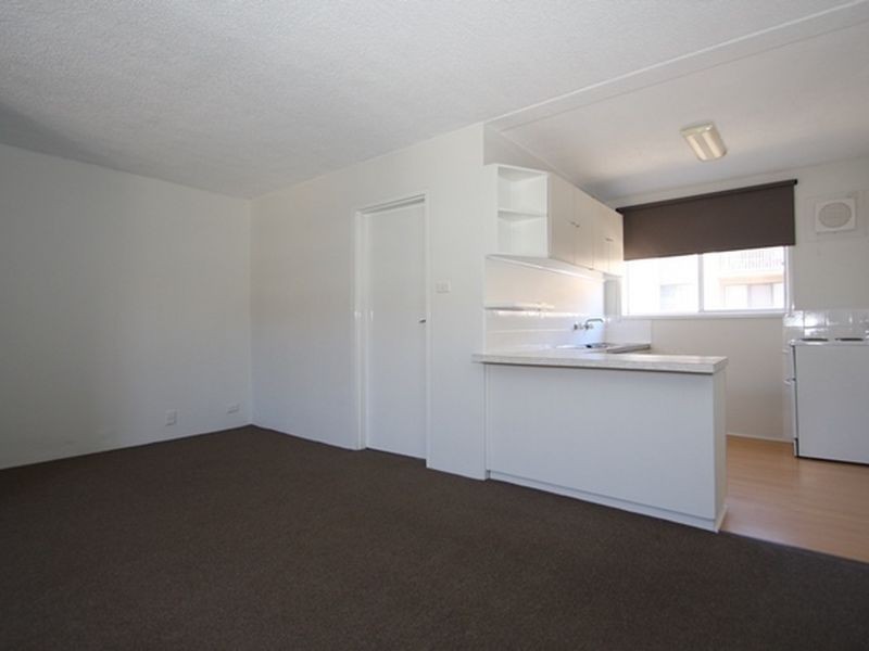 4/102 Henderson Road, Queanbeyan NSW 2620