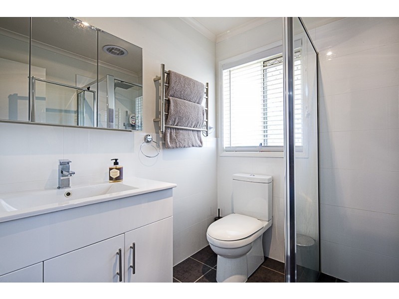 60 Gilmore Place, Queanbeyan NSW 2620