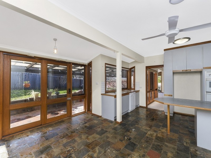 14 Russell Place, Queanbeyan NSW 2620