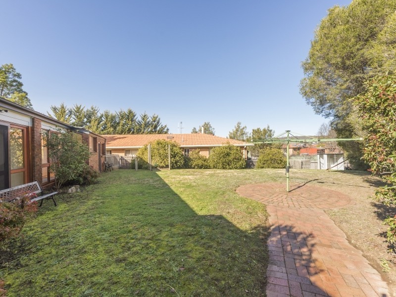 14 Russell Place, Queanbeyan NSW 2620