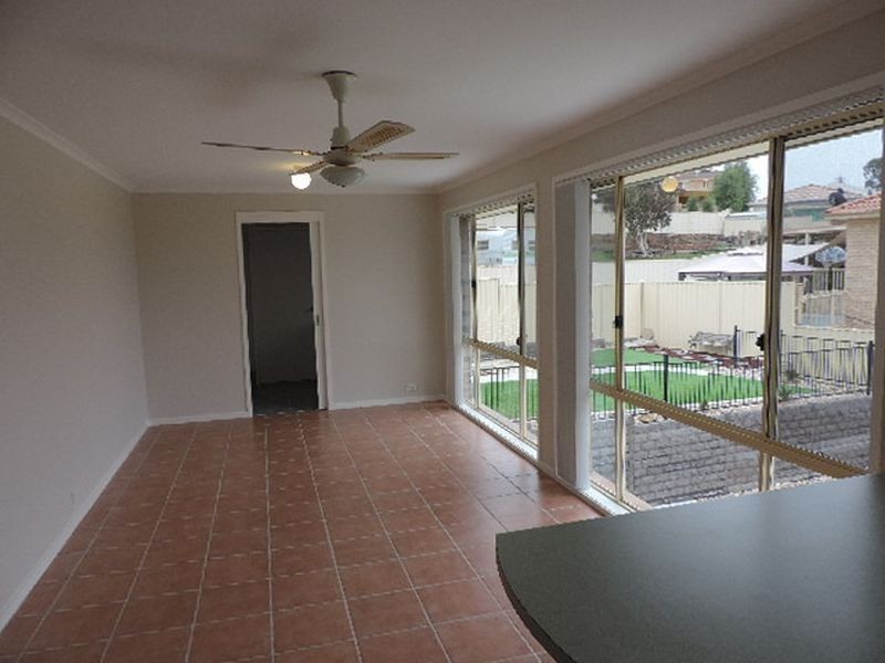 8 Marilyn Place, Queanbeyan NSW 2620