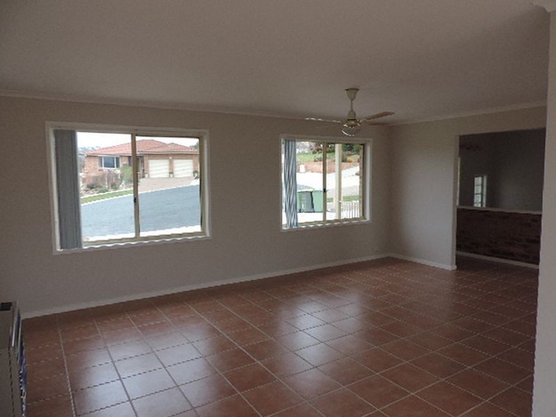 8 Marilyn Place, Queanbeyan NSW 2620