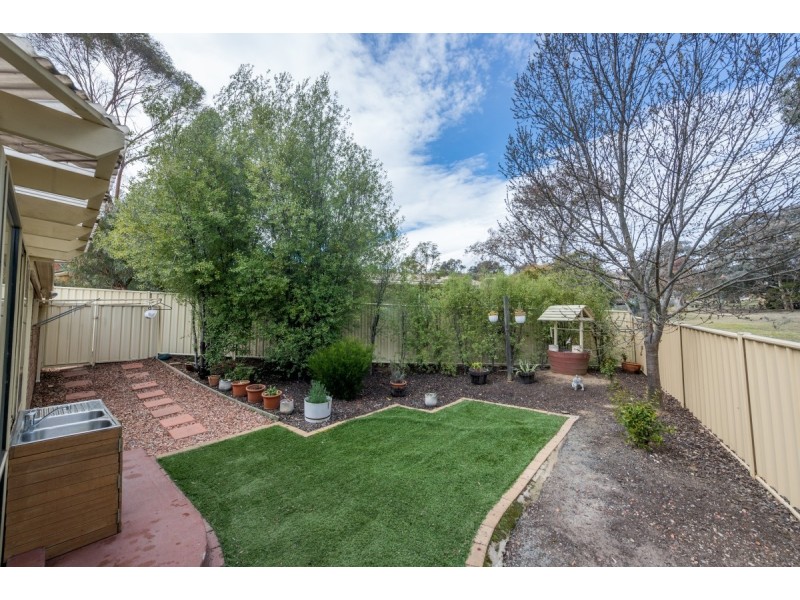 1 Cane Place, Jerrabomberra NSW 2619