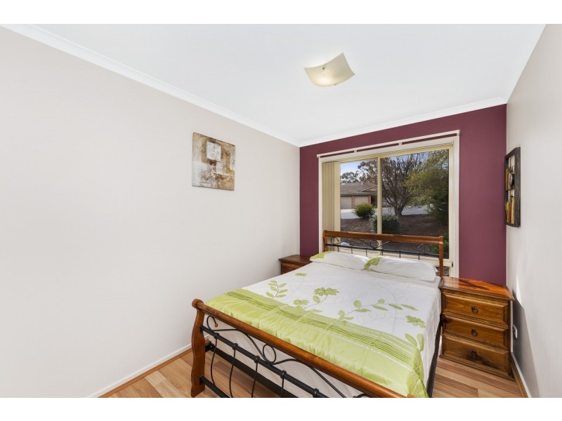 1 Cane Place, Jerrabomberra NSW 2619