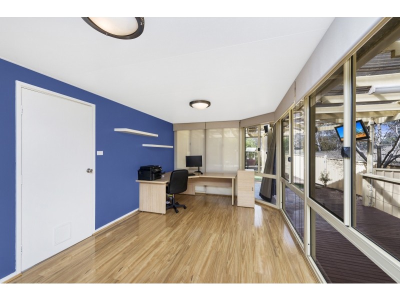 1 Cane Place, Jerrabomberra NSW 2619