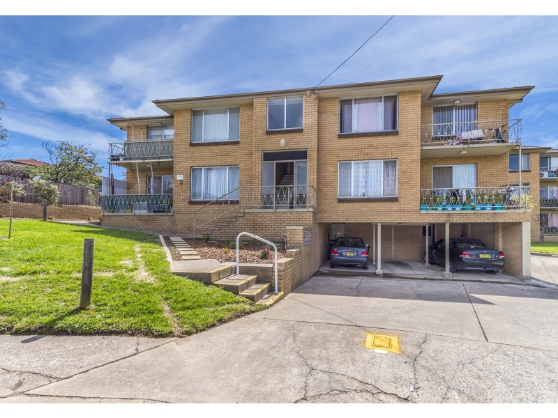 4/2 Velacia Place, Queanbeyan NSW 2620