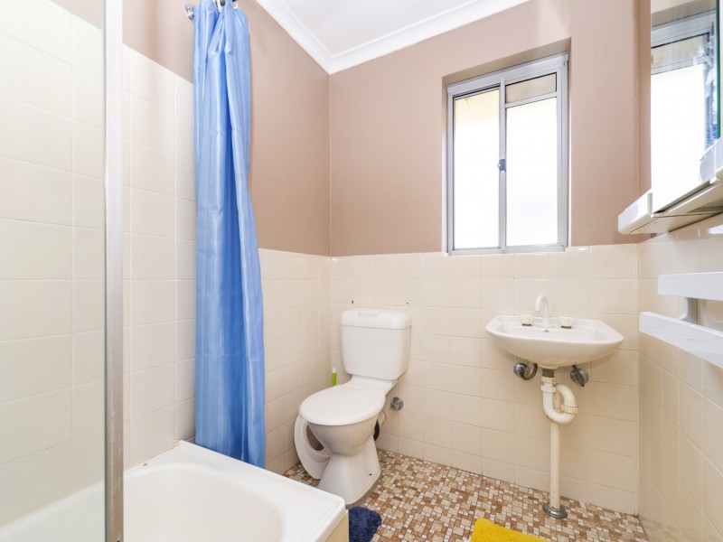 4/2 Velacia Place, Queanbeyan NSW 2620