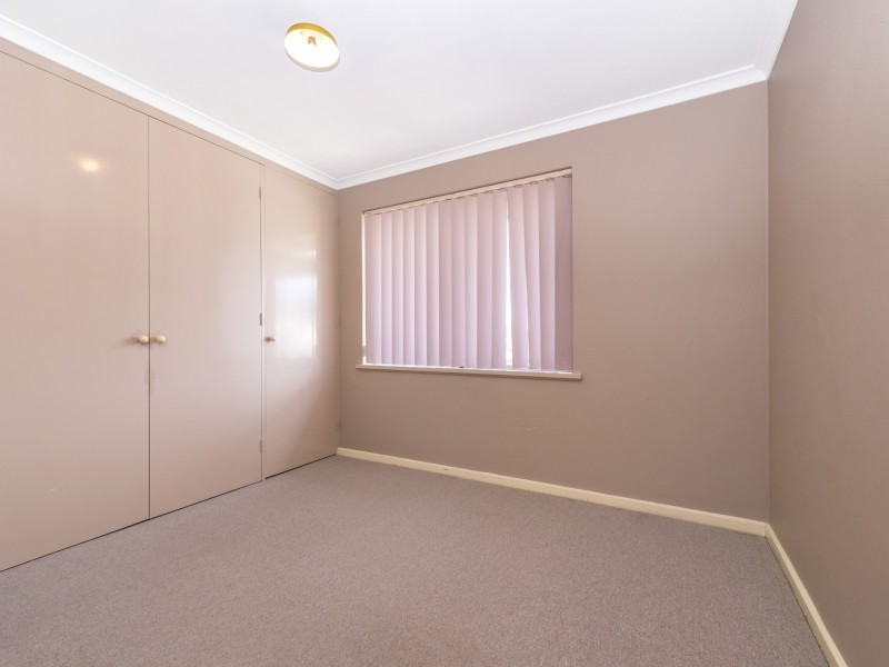 4/2 Velacia Place, Queanbeyan NSW 2620
