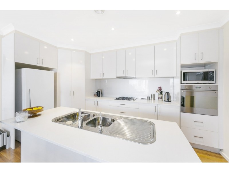 1/5 Brudenell Drive, Jerrabomberra NSW 2619