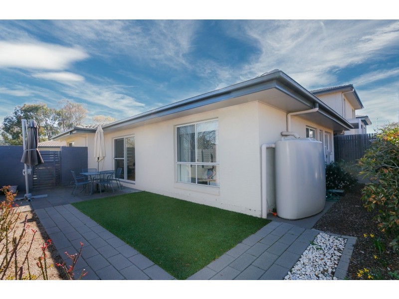 1/5 Brudenell Drive, Jerrabomberra NSW 2619