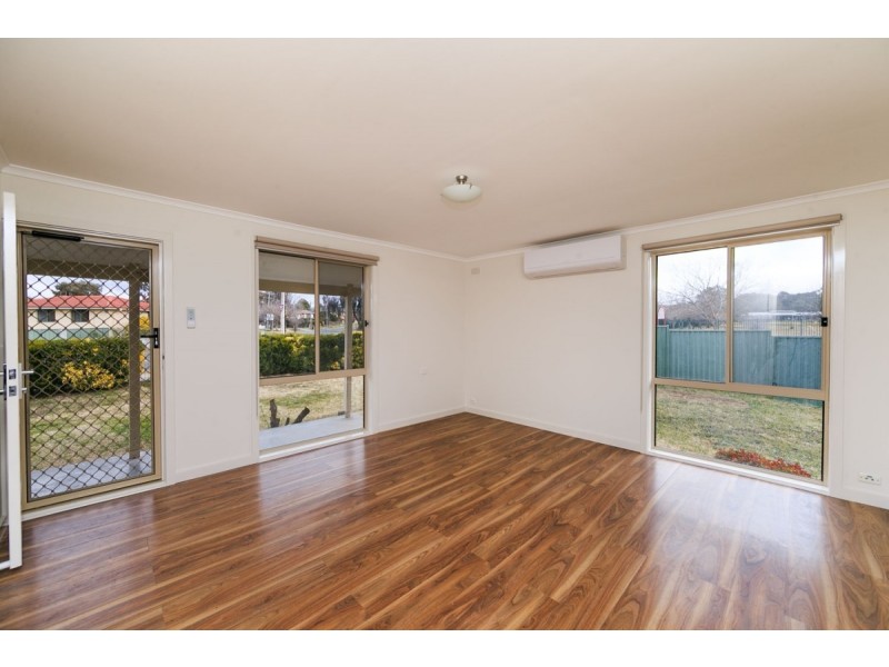 102 Cameron Road, Queanbeyan NSW 2620