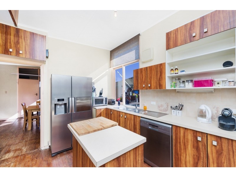 20 Frederick Street, Queanbeyan NSW 2620