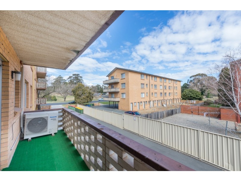 4/2 Booth Street, Queanbeyan NSW 2620