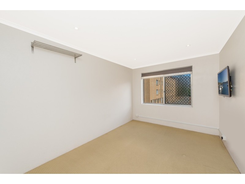 4/2 Booth Street, Queanbeyan NSW 2620