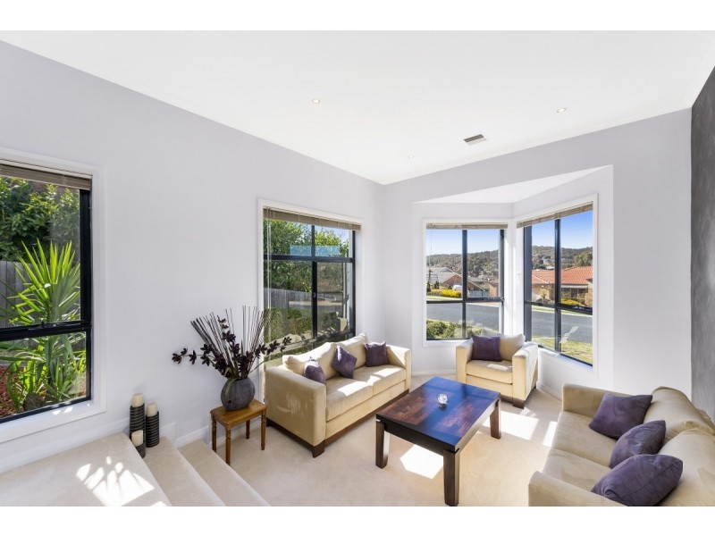 117 Halloran Drive, Jerrabomberra NSW 2619
