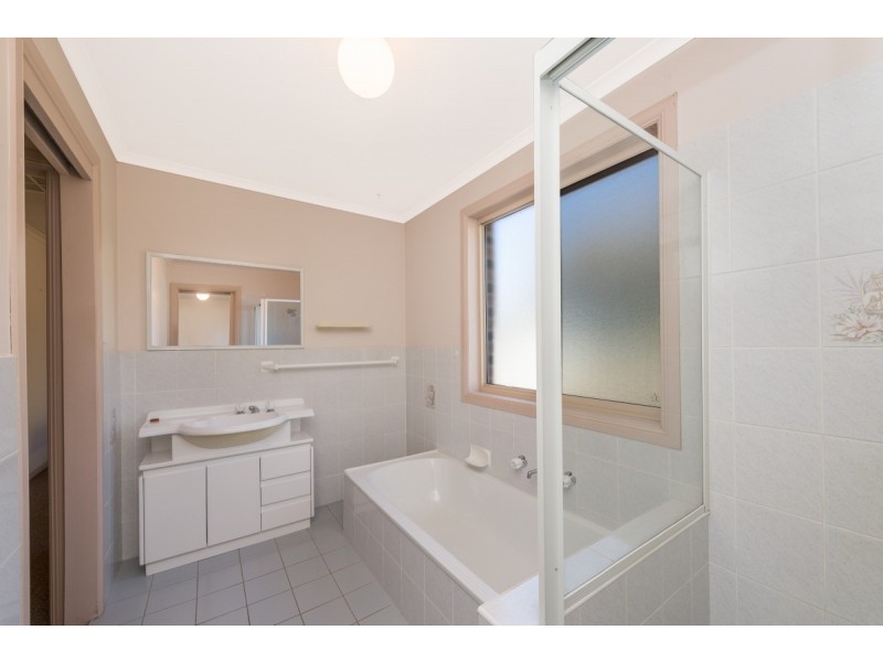 1/27 O’Hanlon Road, Queanbeyan NSW 2620