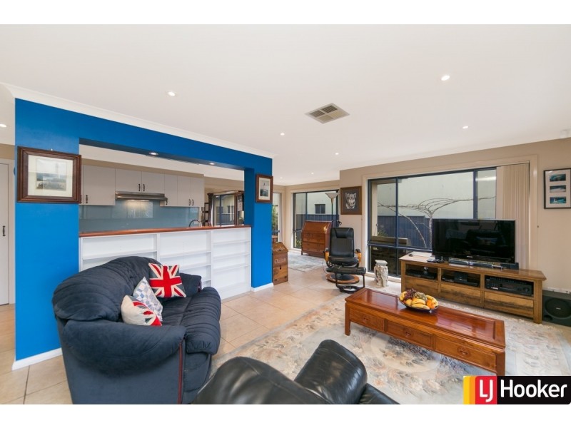 155 Barracks Flat Drive, Queanbeyan NSW 2620