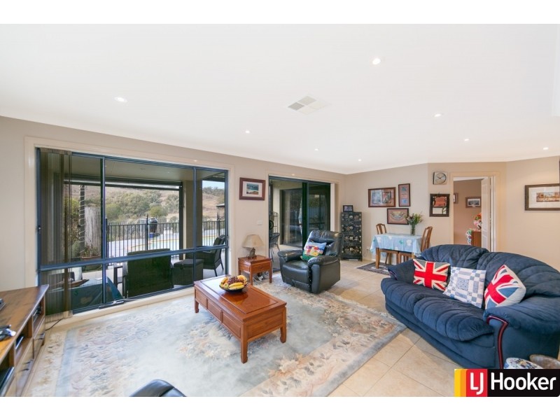 155 Barracks Flat Drive, Queanbeyan NSW 2620