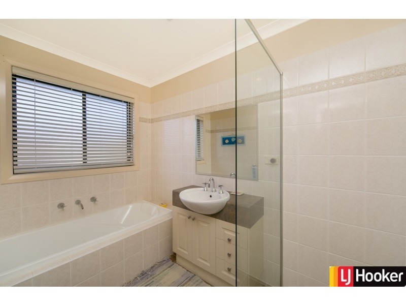 155 Barracks Flat Drive, Queanbeyan NSW 2620