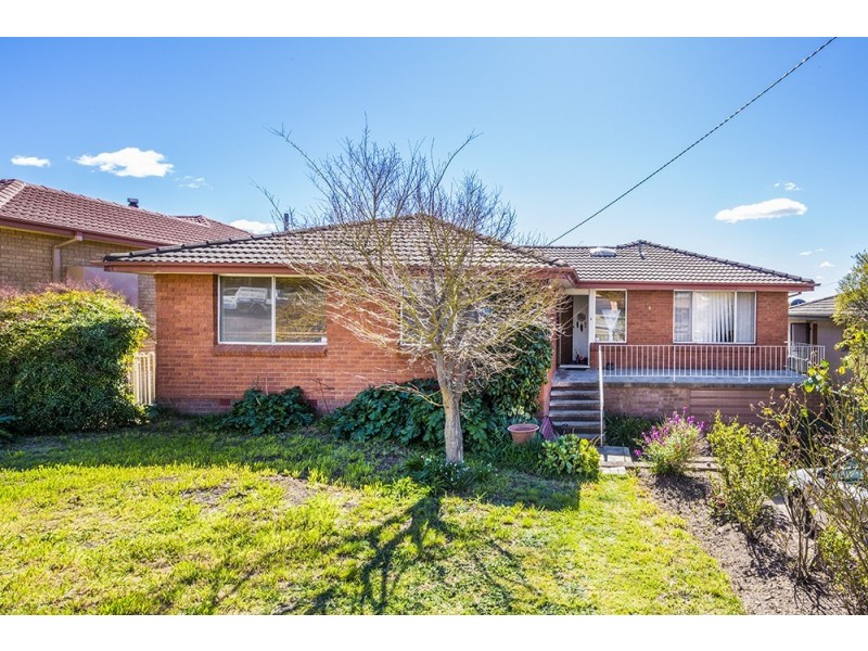 28 Bendora Avenue, Queanbeyan NSW 2620