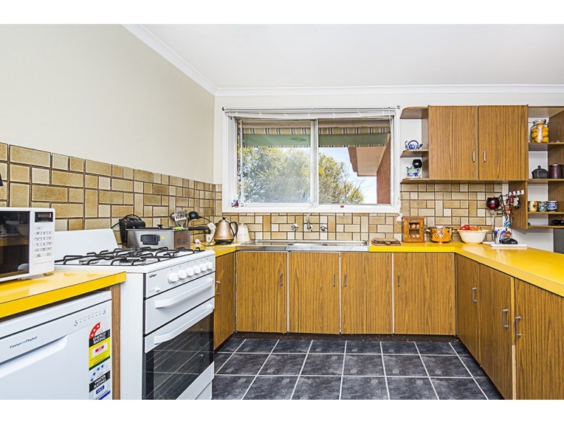 28 Bendora Avenue, Queanbeyan NSW 2620