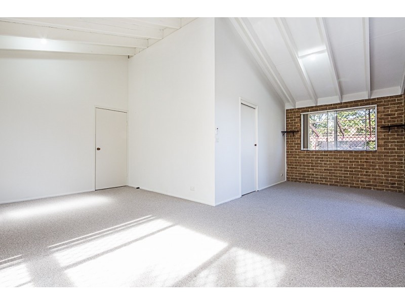 4/30 Mowatt Street, Queanbeyan NSW 2620