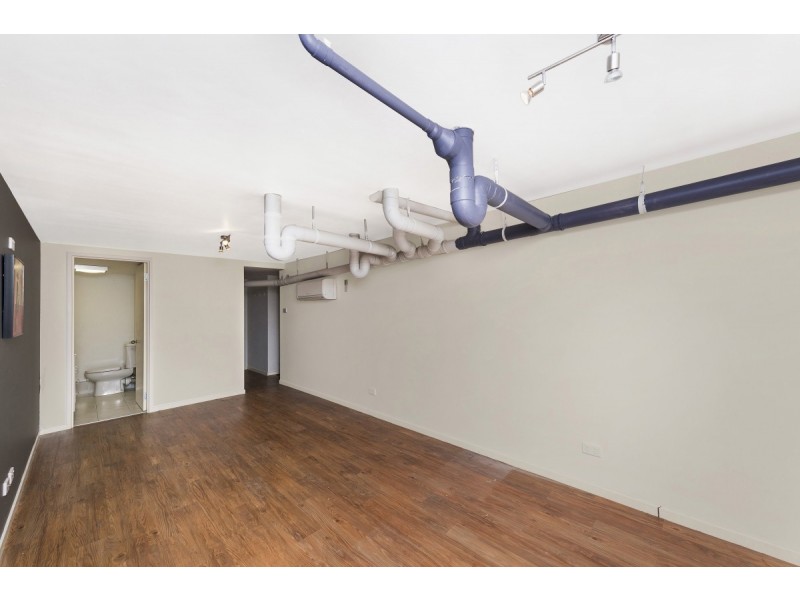 9 Bluestone Gardens, Jerrabomberra NSW 2619