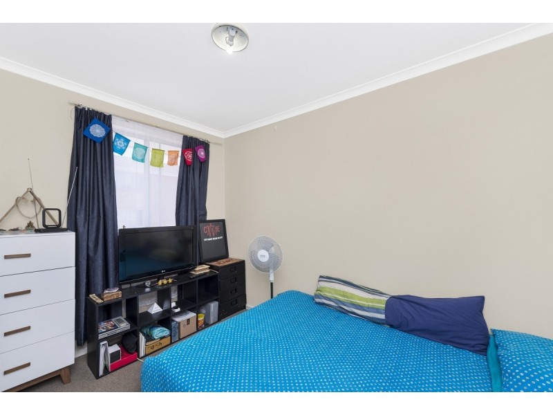 18/25 Macquoid Street, Queanbeyan NSW 2620