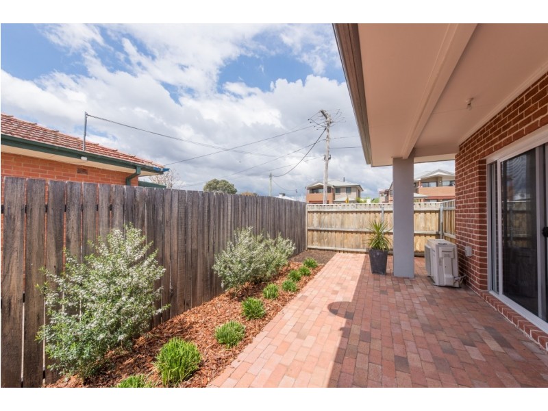1/3 Gerald Street, Queanbeyan NSW 2620