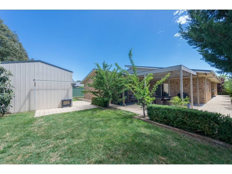 56 Day Circuit, Bungendore NSW 2621