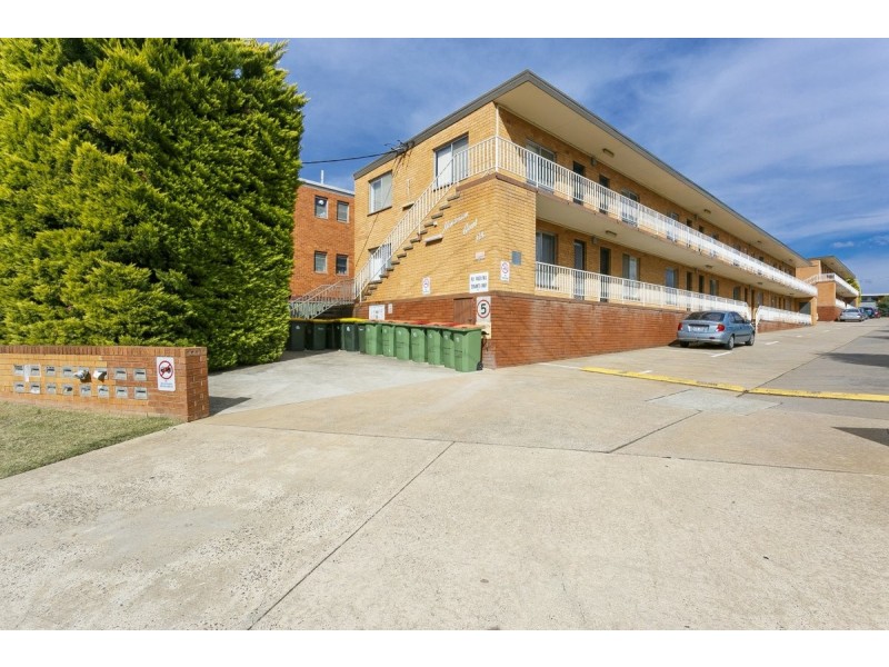 6/124 Henderson Road, Queanbeyan NSW 2620