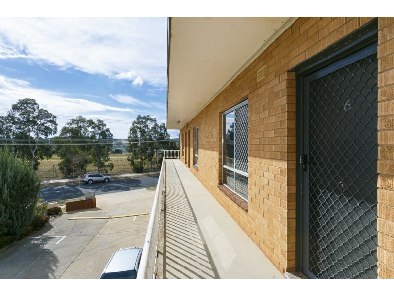 6/124 Henderson Road, Queanbeyan NSW 2620