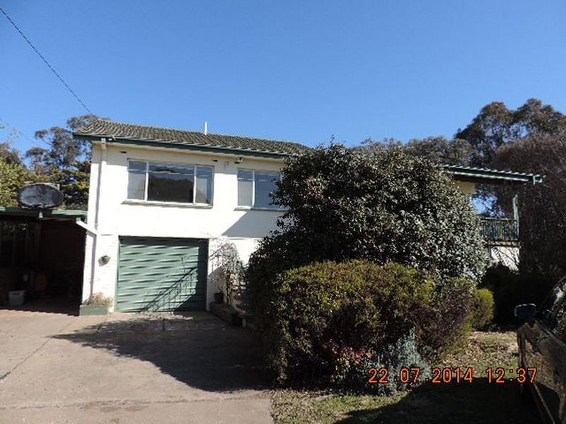 13 Leck Street, Queanbeyan NSW 2620