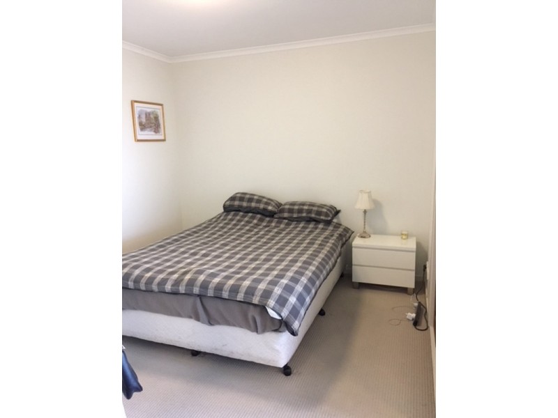 18/4 Ross Road, Queanbeyan NSW 2620