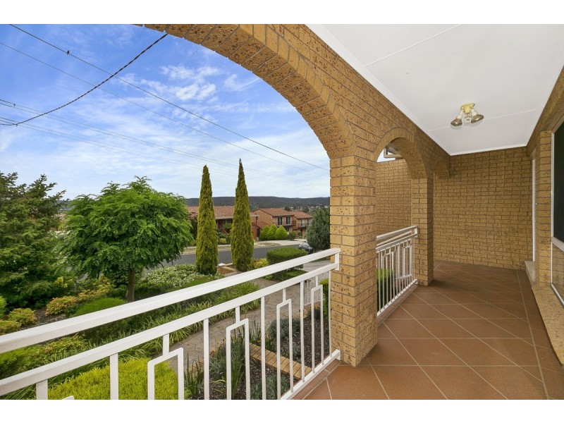 52 Sassafras Crescent, Queanbeyan NSW 2620